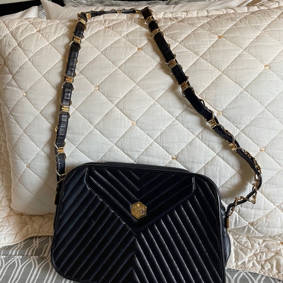 Revillion black quilted leather handbag - Picture 2 of 5